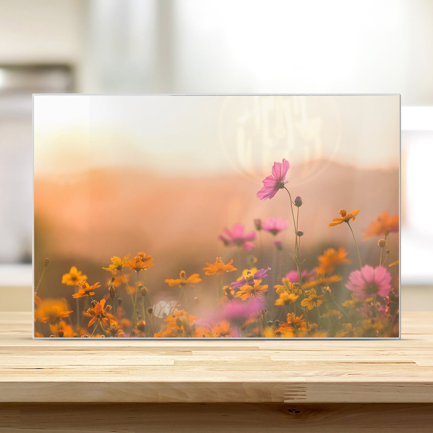 Snijplank - Gehard Glas - Kleurrijke Bloemen bij Zonsondergang