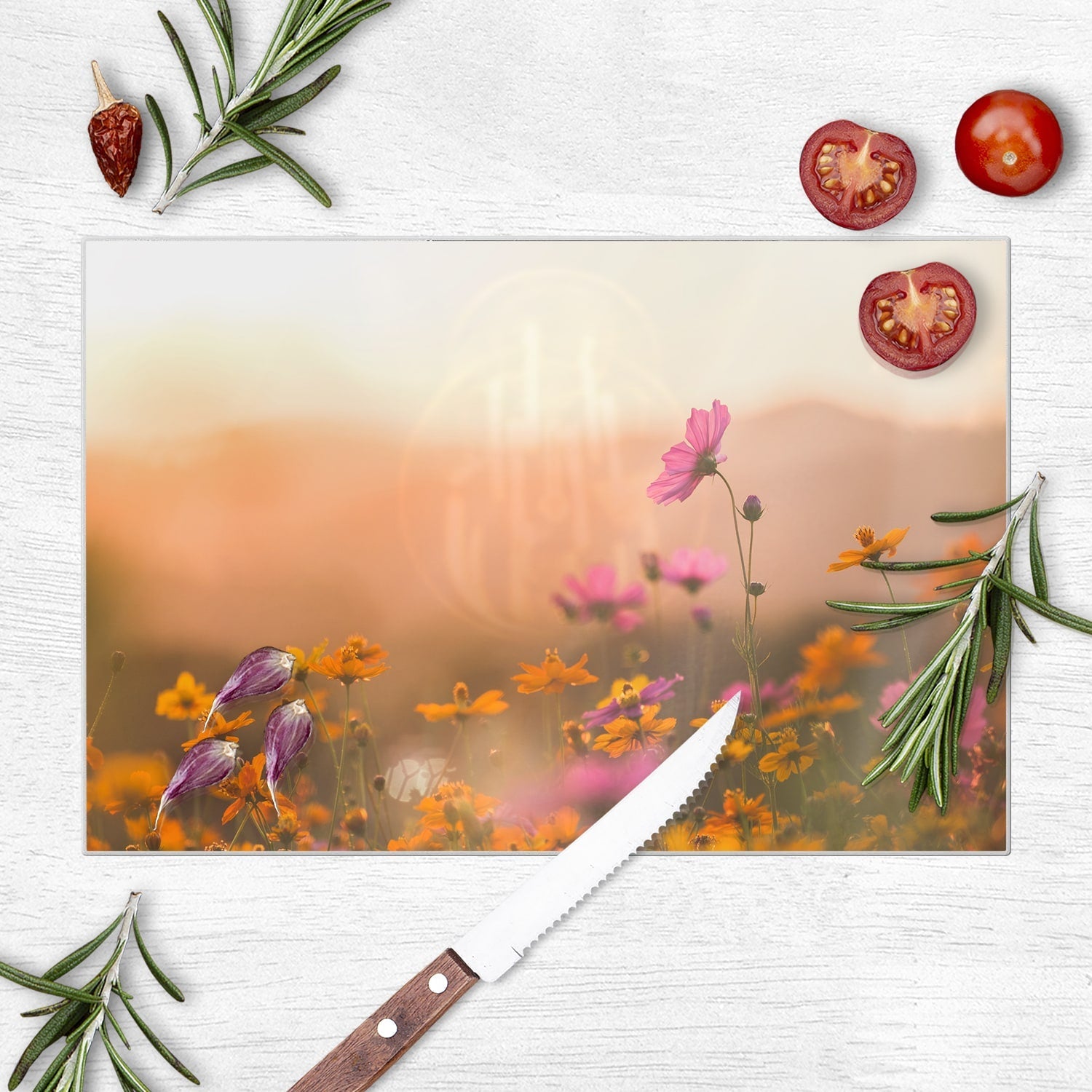 Snijplank - Gehard Glas - Kleurrijke Bloemen bij Zonsondergang